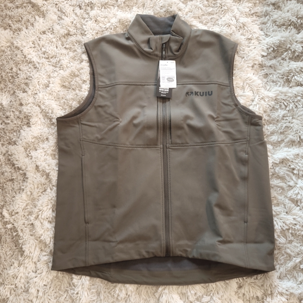 KUIU Guide DCS Vest- color Ash.